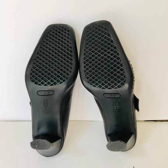 A2 by Aerosoles Two Beauty Black Leather Size 6 M Open Back, stylish block heels - Picture 8 of 9